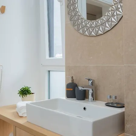 Βίλα Luxurious 4-bedroom Sempervivum In